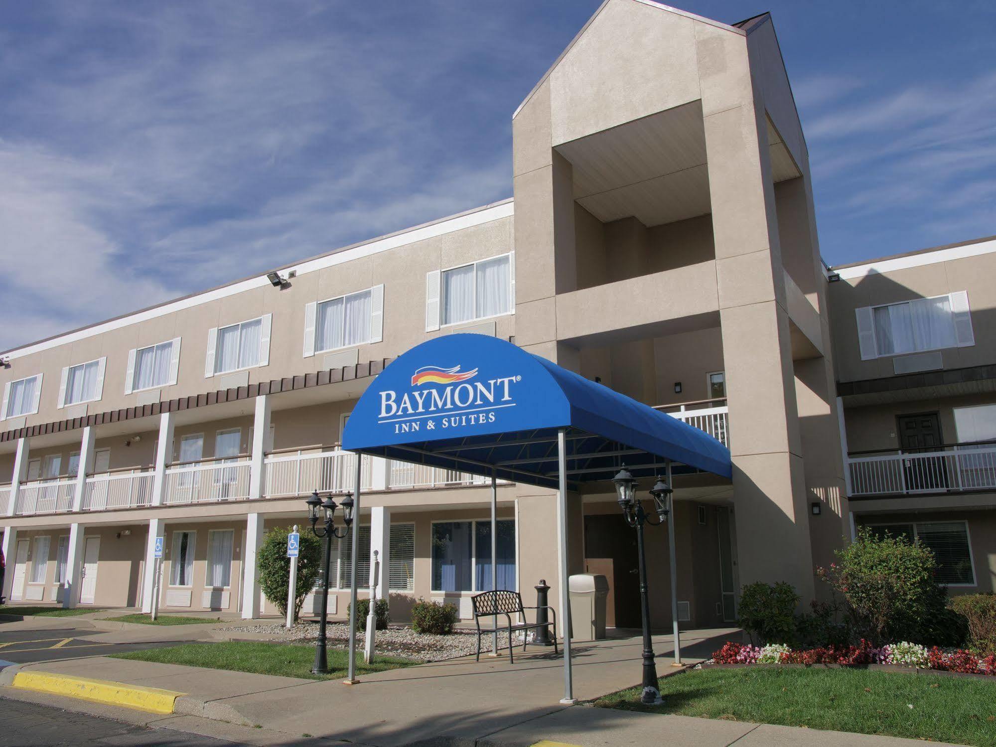 Baymont by Wyndham Louisville East Extérieur photo